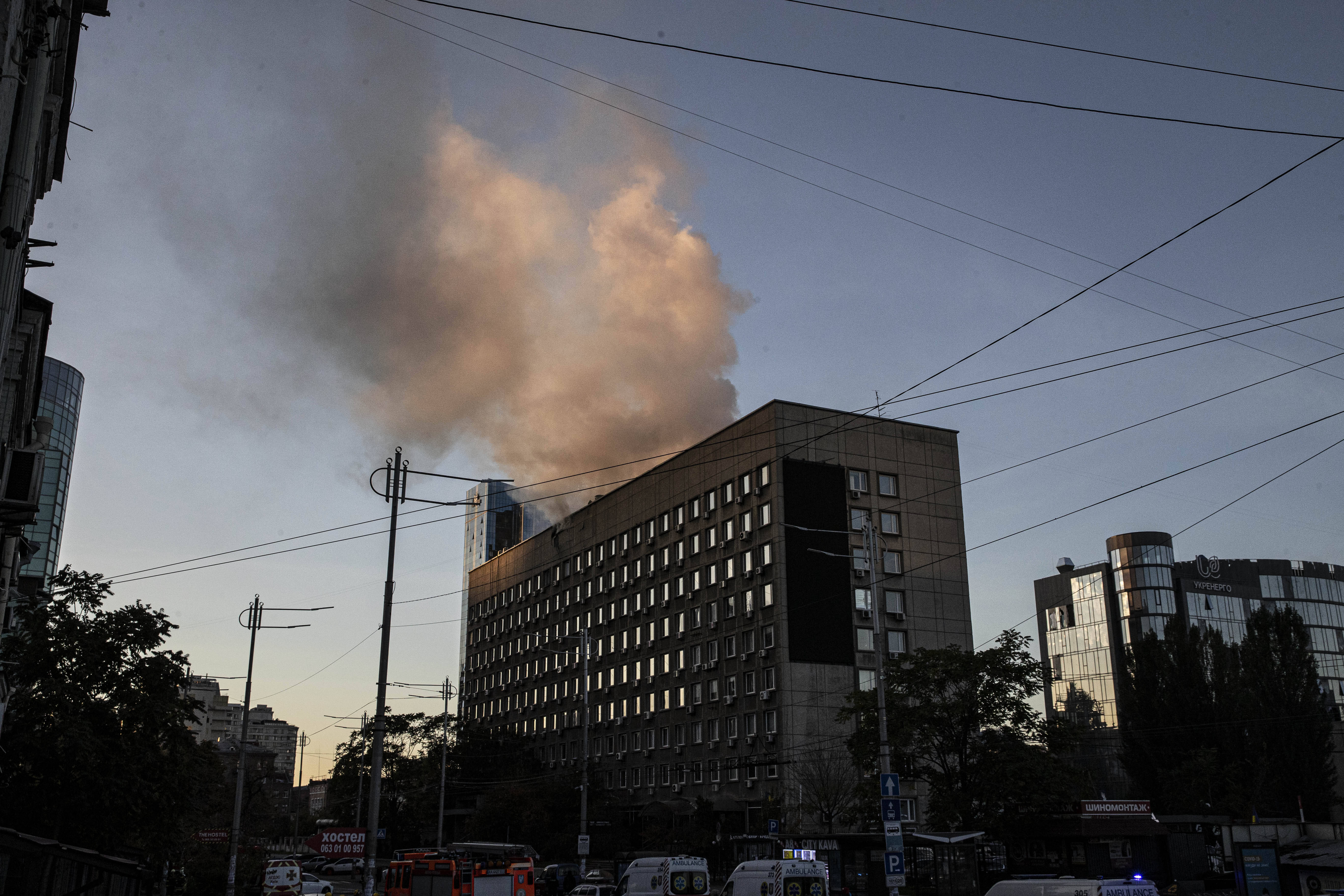 乌克兰克里维里赫市传出爆炸声 当地媒体报告